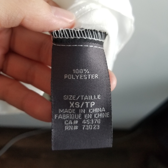 Suzy Shier White Ruffled Tank Top - Picture 3 of 3